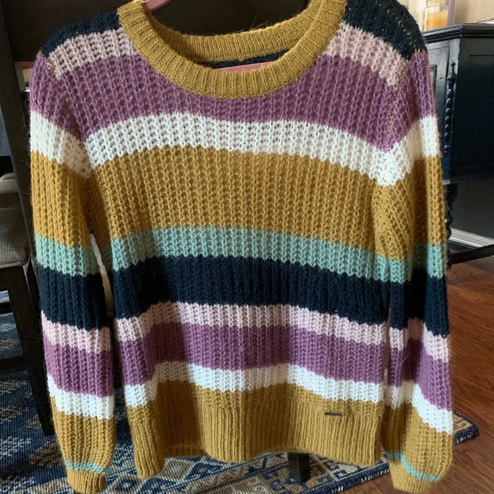 Cozy A&F Sweater in size small